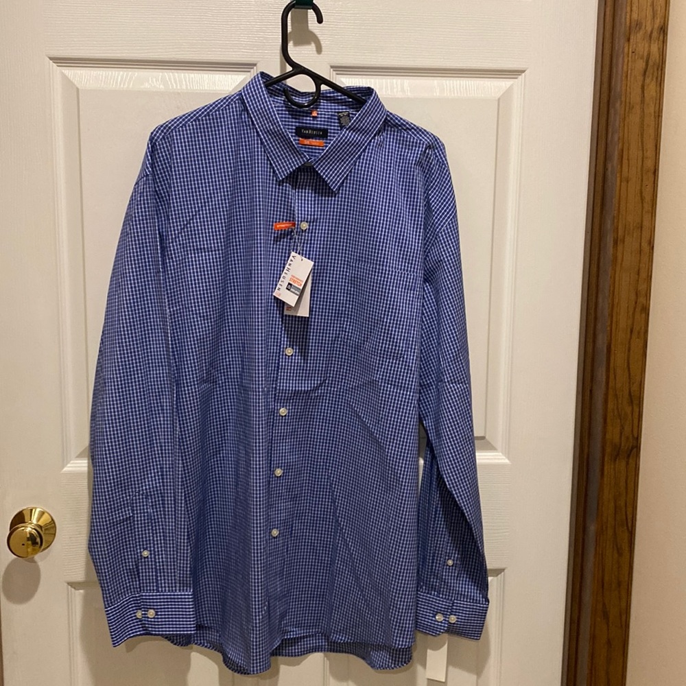 NWT Van Heusen blue/white plaid long sleeve shirt